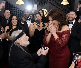 GRAMMY NIGHT BOMBSHELL: Willie Nelson & Annie D’Angelo Deliver the Most Emotional Surprise of 2026 — And the Crowd LOST It 😍💍
