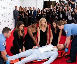 🚨 URGENT UPDATE: Derek Hough Rushed to Hospital After Sudden Collapse in New York — Fans Worldwide Rally in Support