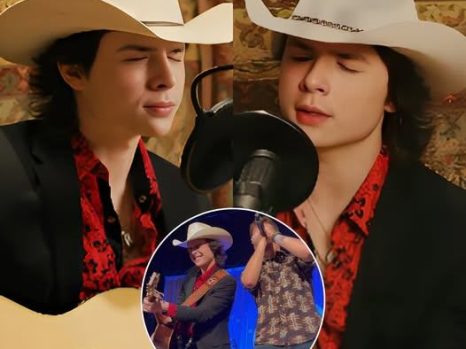 John Foster Stuns Audience with Bold Christmas Finale That Fans Are Calling a Career Defining Moment