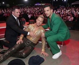 A Sudden Pause in Nashville: Derek Hough’s Performance Brings a Packed Arena to a Standstill