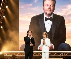 TWO CHILDREN SING FOR THEIR FATHER: A QUIET TRIBUTE TO BLAKE SHELTON