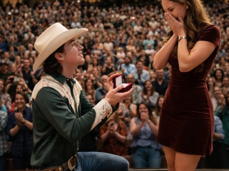 💔 A Moment That Left Thousands Speechless… Then Brought Them to Tears 💔