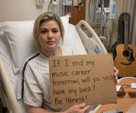 🎤 A Voice of Gratitude: Kelly Clarkson Breaks Her Silence After Surgery and Moves Millions