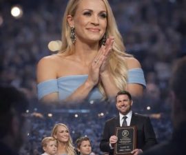 📢 HEART OF THE MOMENT: Carrie Underwood and Her Sons Steal the Spotlight During Mike Fisher’s Hall of Fame Night