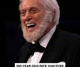 🍓 THE SECRET TO LONGEVITY? Dick Van Dyke Swears By One Fruit and One Sweet Treat