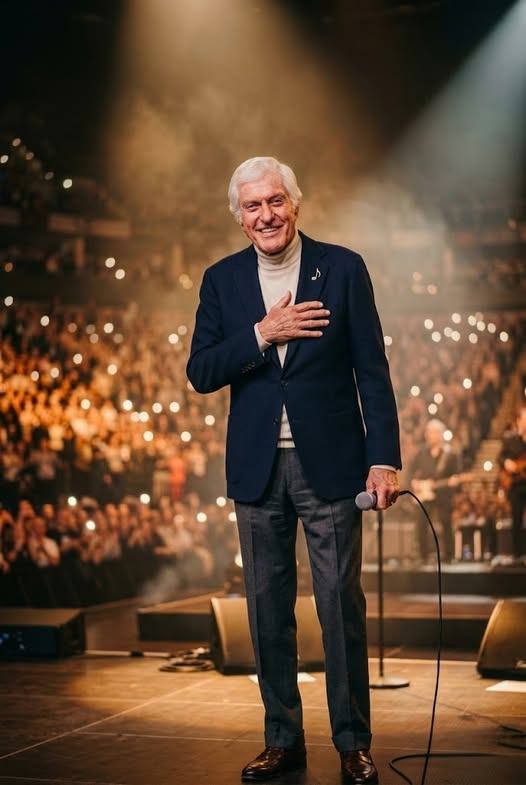 “A Legend, Unmasked”: Dick Van Dyke’s Emotional Moment Under the Spotlight Leaves Audience in Tears