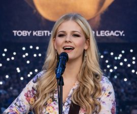 DARCI LYNNE JUST BROUGHT OKLAHOMA TO ITS KNEES