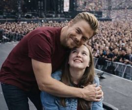 “Her Final Wish Was Simple”: What Derek Hough Did Next Left 85,000 People in Tears