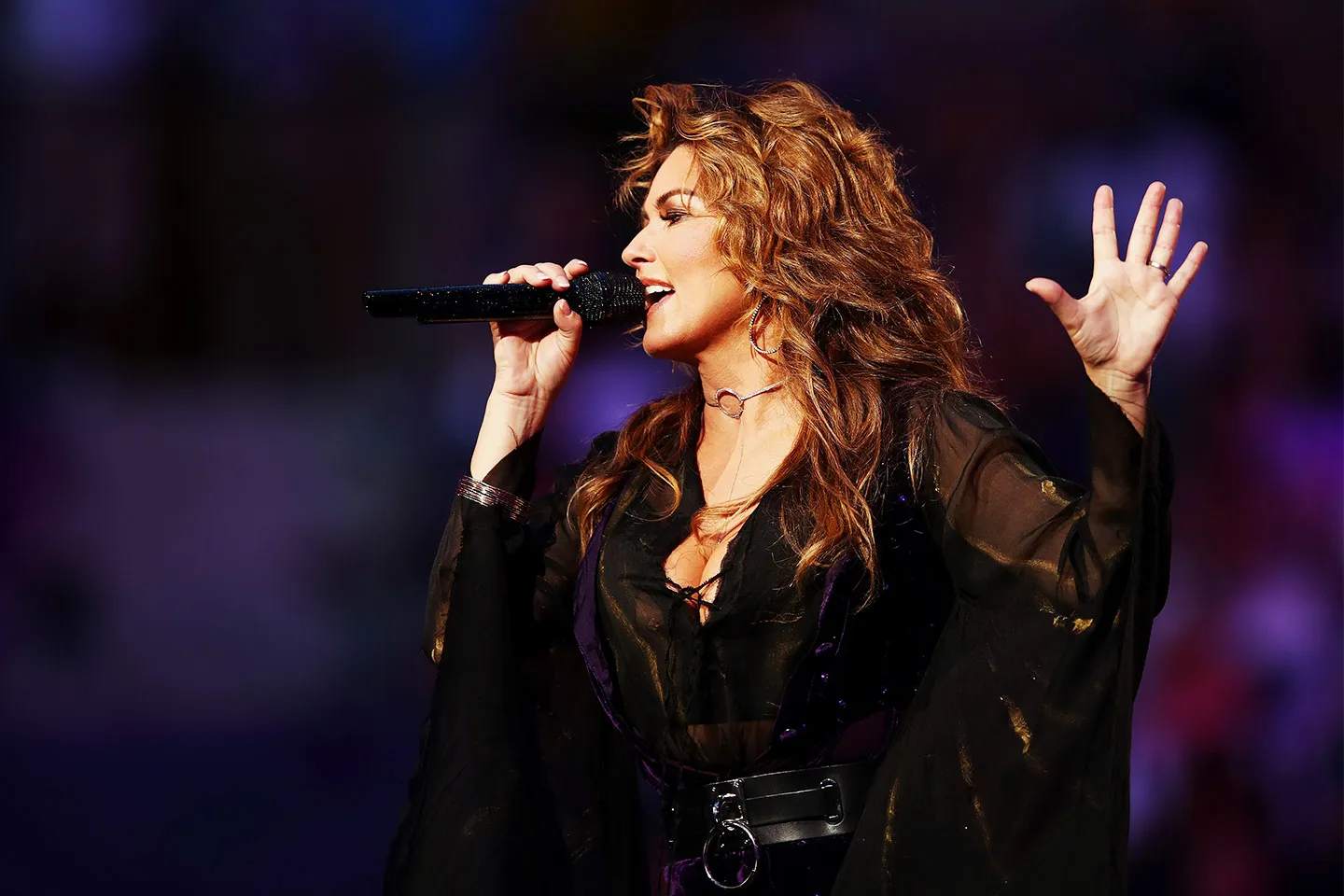 Shania Twain’s Greatest Strength Was Never Volume—It Was the Quiet Truth She Chose to Carry