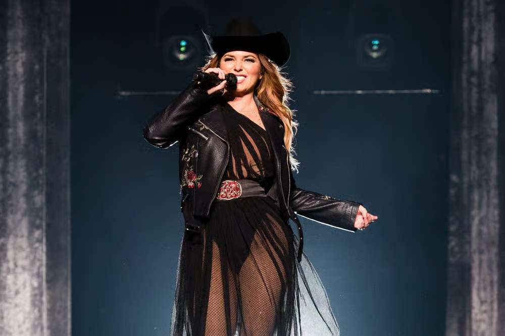 When Shania Twain Took the Stage, Stadiums Stopped Feeling Like Venues—and Started Feeling Like Freedom
