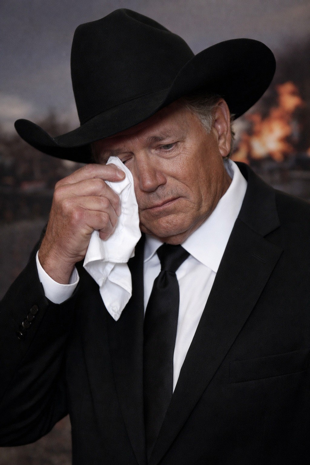 No Longer a Secret: George Strait Reveals Personal Health Battle, Leaving Fans Around the World Deeply Moved