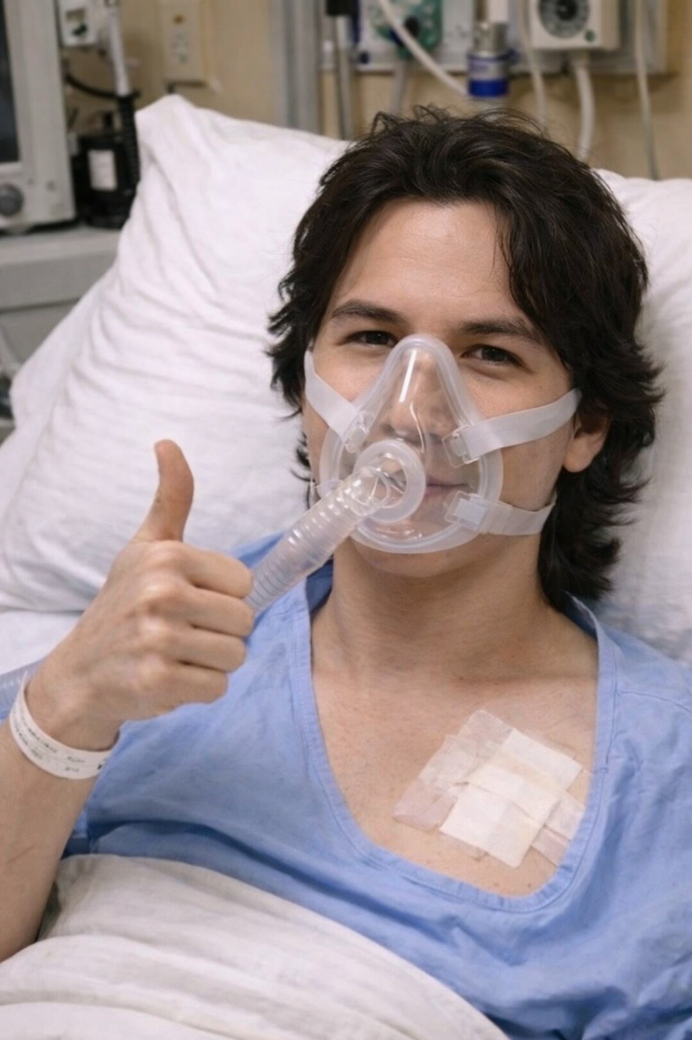 🌟 A Message of Hope: John Foster Breaks His Silence After Medical Treatment