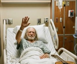 🎙️ WHEN WILLIE NELSON’S VOICE GREW OLDER, IT GREW EVEN MORE HUMAN