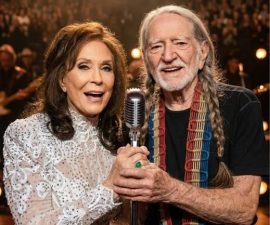 🎙️ WILLIE NELSON & LORETTA LYNN – “LAY ME DOWN” | A BEAUTIFUL FAREWELL IN SONG 💔
