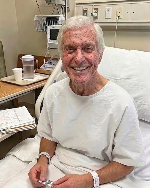 💔 “I’M FIGHTING — BUT I’M NOT ALONE” — What’s Really Behind the Viral Claims About Dick Van Dyke