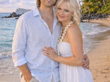 SURPRISE: Darci Lynne’s Husband Is Setting the Internet on Fire with a Series of Beach Photos — Fans Can’t Stop Talking About His Stunning Look… 🔥🌊