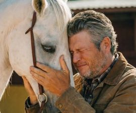 A HEARTBREAKING FAREWELL: When Blake Shelton Said Goodbye to a Loyal Friend Beyond the Spotlight