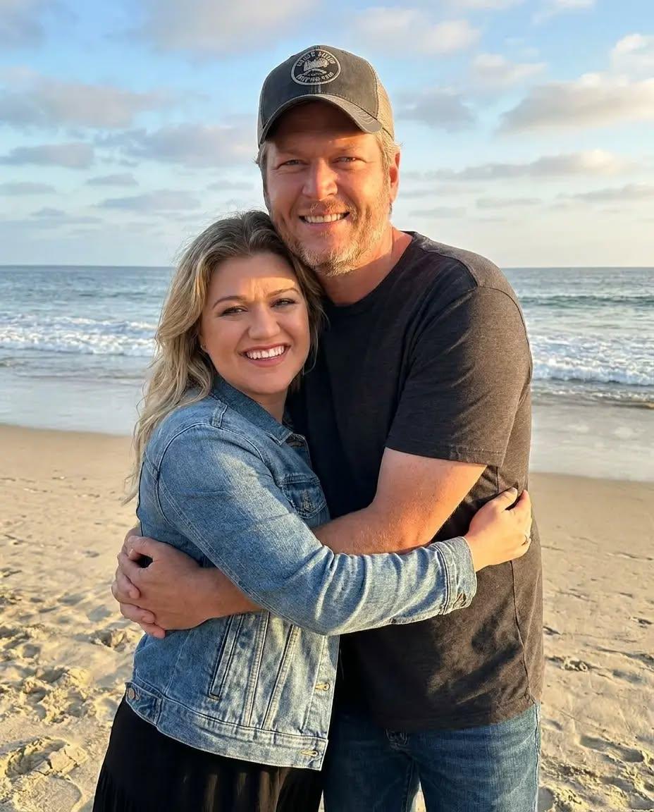 EXCLUSIVE: Kelly Clarkson’s Beach Getaway Sparks Curiosity — and a Deeper Conversation About Privacy, Joy, and New Beginnings
