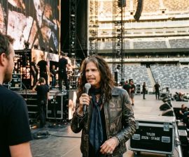 🎤 “STEVEN TYLER IS TOURING IN 2026…” — WHY THE NEWS ABOUT Steven Tyler FEELS LIKE A PERSONAL MOMENT FOR A GENERATION