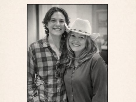 💔 Tragic Loss: The Entire Family Mourns as They Announce the Death of John Foster’s Mom, Who Passed Away at the Age of 65 During Her Final Days Surrounded by Love