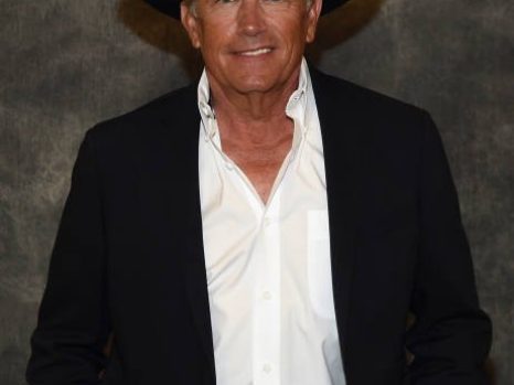 🚨 TRUTH CHECK: THE KING IS STILL REIGNING! 🤠🎸