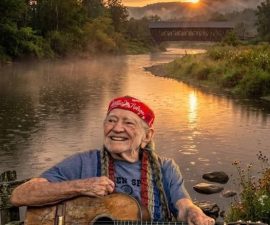HE MAY TALK ABOUT SLOWING DOWN—BUT THE ROAD STILL KNOWS HIS NAME: Why Willie Nelson Can Never Really Leave Country Music Behind 🎸