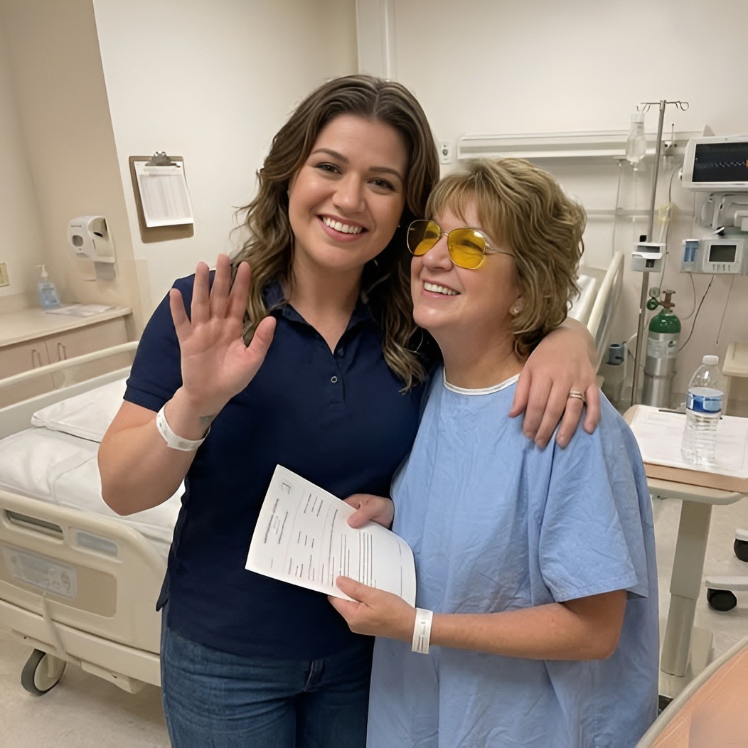 ABSOLUTELY SHOCKING: Kelly Clarkson and Her Mom Drop a Bombshell Announcement — Fans Left Completely Stunned
