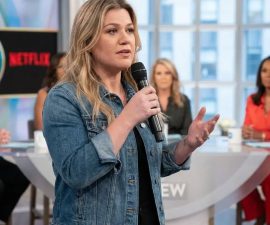 Netflix Announces “Coat of Many Colors: The Complete Story” — Kelly Clarkson Steps Forward to Tell Her Story in Her Own Voice