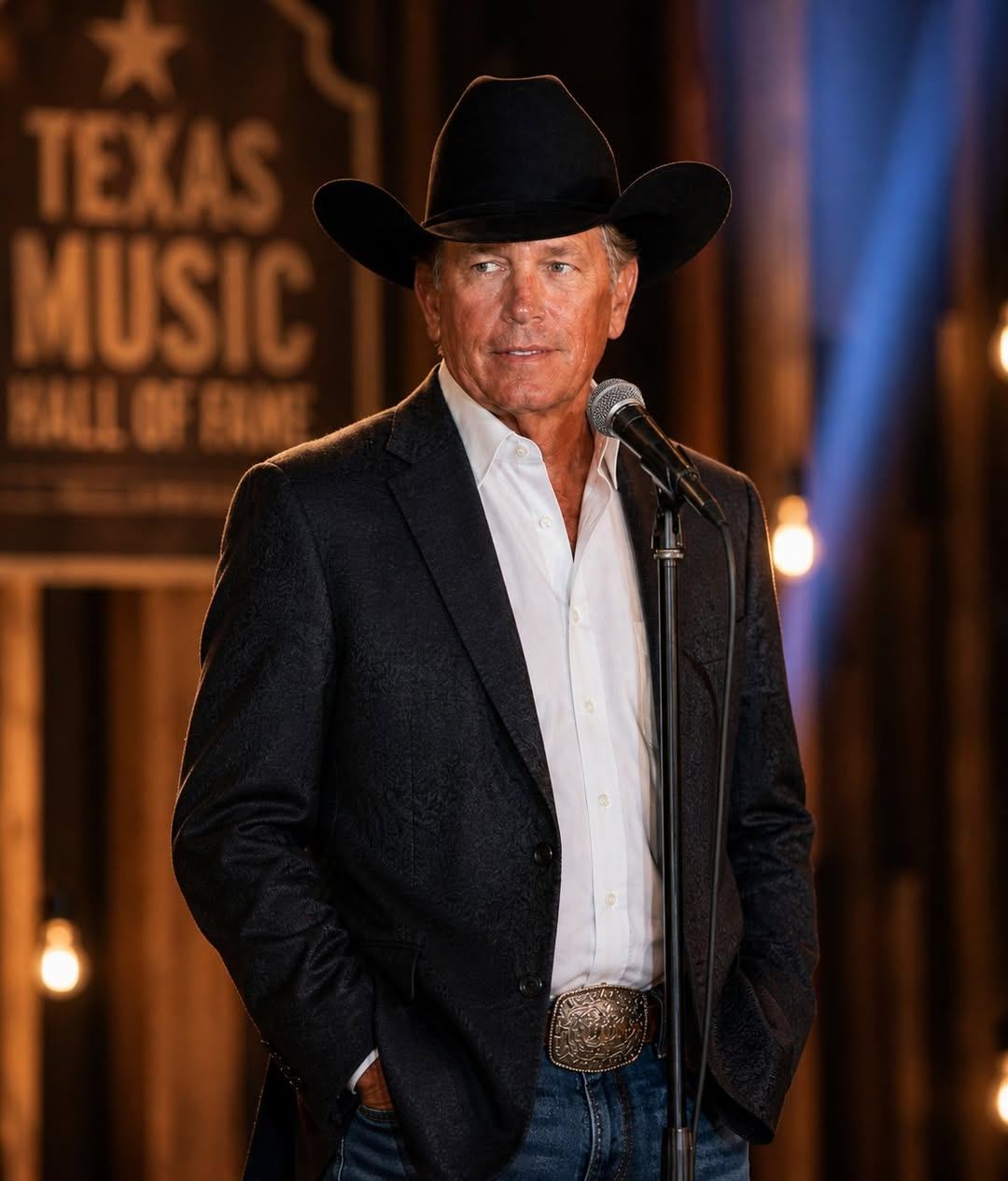 WHEN GEORGE STRAIT TAKES THE STAGE — THE SOUND OF SOMETHING ESSENTIAL RETURNING