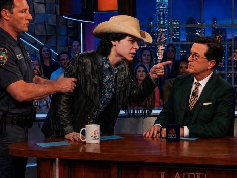🚨 SHOCKING TV MOMENT: John Foster STUNS Stephen Colbert LIVE ON AIR — STUDIO LEFT IN SILENCE 🚨