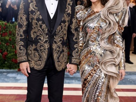 🚨 MET GALA 2026 BOMBSHELL: John Foster & Brooklyn Deliver a Jaw-Dropping Couple Moment — Their Timeless Style and Perfectly Coordinated Looks Completely Steal the Red Carpet 😍🔥