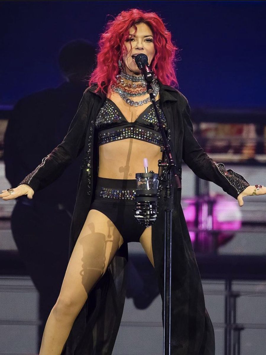 Unbelievable! Shania Twain’s Battle Against Lyme Disease and the Miracle of Her Voice