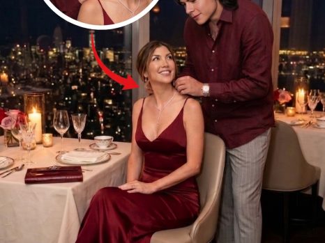 🔥 John Foster Shocks Fans With Jaw-Dropping Custom Jewelry Gift for Brooklyn — The Price Alone Left Everyone Speechless 💎❤️