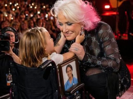 “Lower the Stage. I’m Coming Down.” — A Fictional Story of the Night Tanya Tucker Turned a Performance Into Pure Humanity